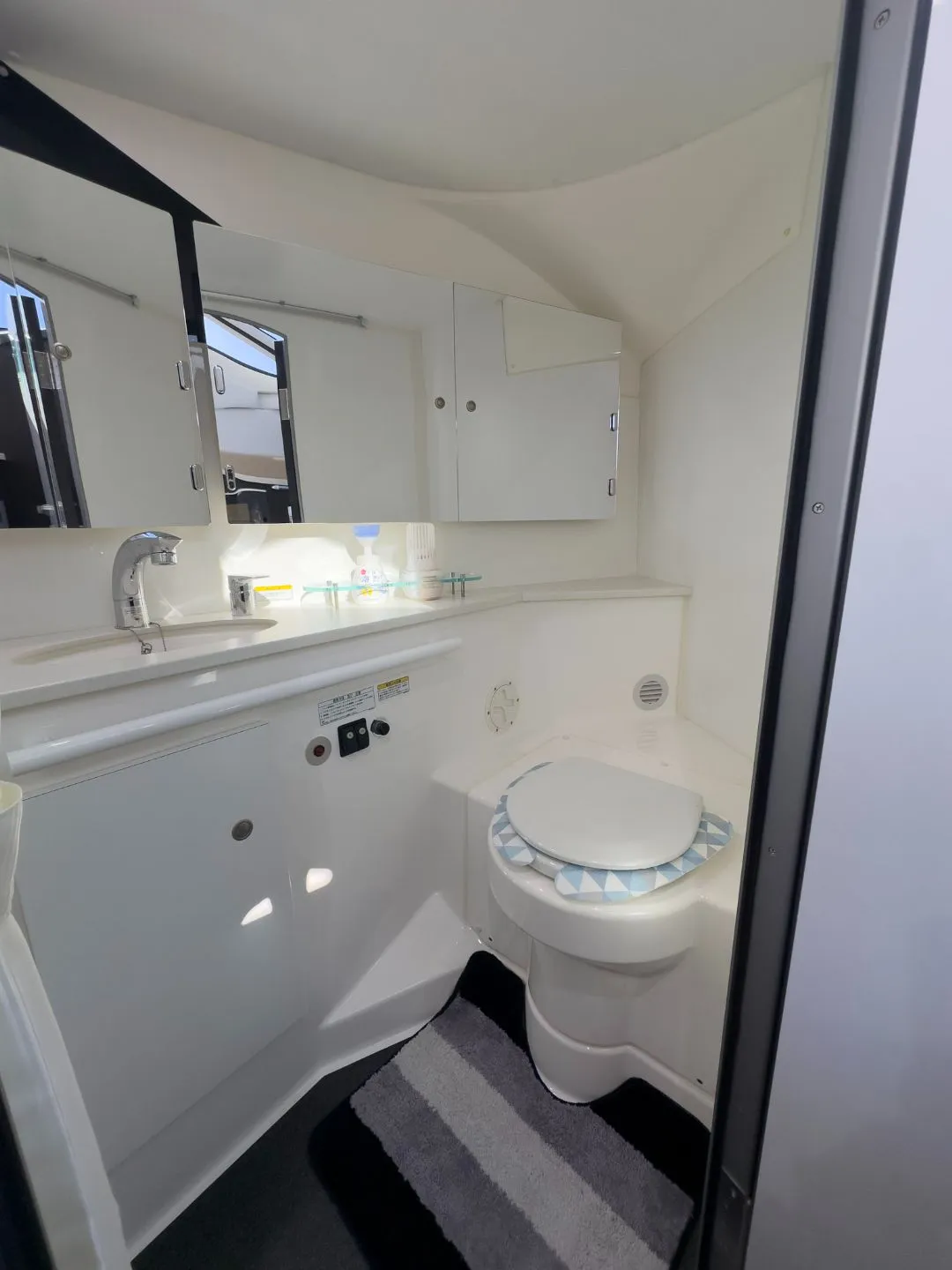 清潔で明るいトイレ